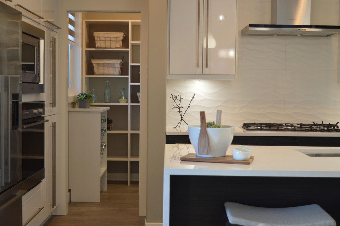 Custom Kitchen Closets