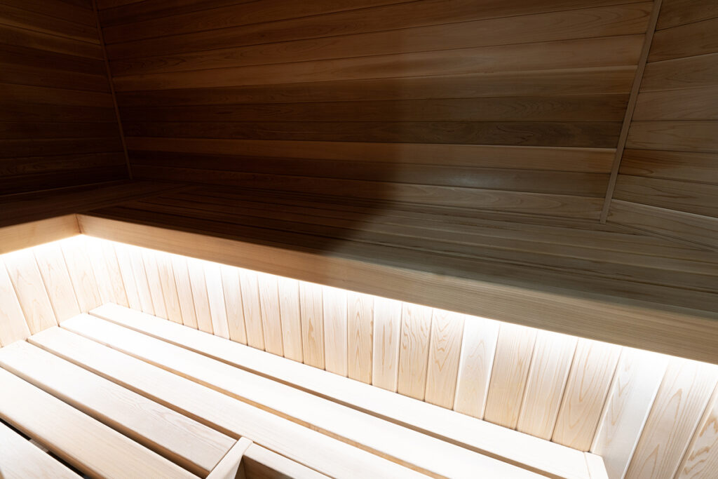 Sauna - basement renpvation - RenoDuck